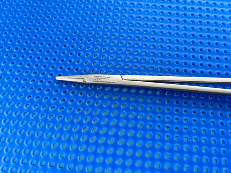 Symmetry Surgical 36-2004 Classic Plus Needle Holder; Crile-Wood; 10 1/4 in, TC