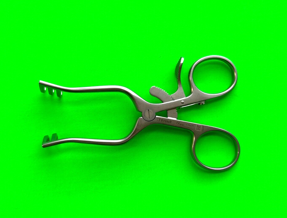 Aesculap Surgical BV066R Weitlaner Retractor 3x2 Sharp Prongs 5"