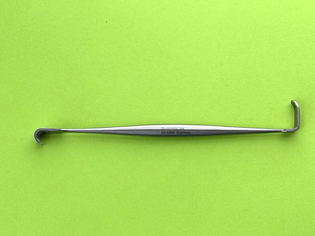 Symmetry Surgical Senn Retractor, Sharp