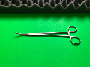 Weck 477-195 Rochester-Pean Curved Forceps 8"