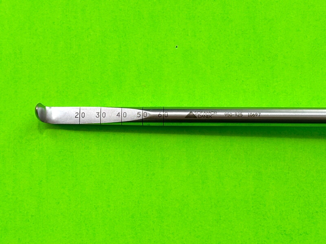 Medtronic Surgical Sofamor Danek Curette With Calibrated Tip