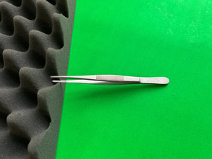 V.Mueller SU2302 Dressing Forceps V. Mueller 5-1/2"
