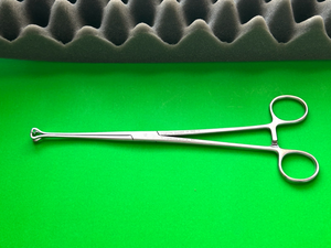 Codman 34-7030 Babcock Tissue Forceps, 9-1/2"