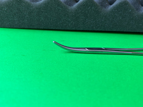 Symmetry Surgical 34-4021 Classic Kelly Curved Forceps 5½"