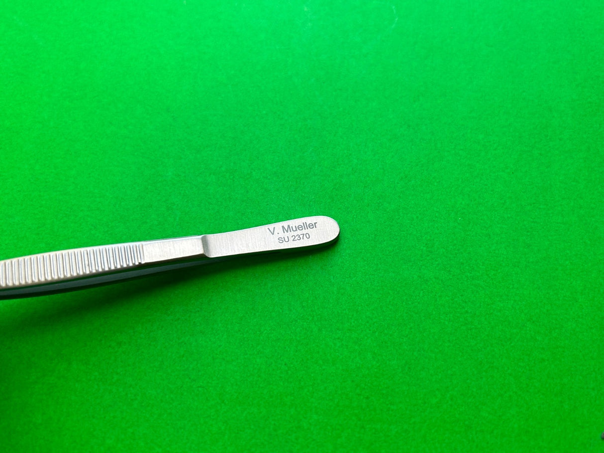 V.Mueller SU2370 Dressing Forceps 4-7/8", Serrated