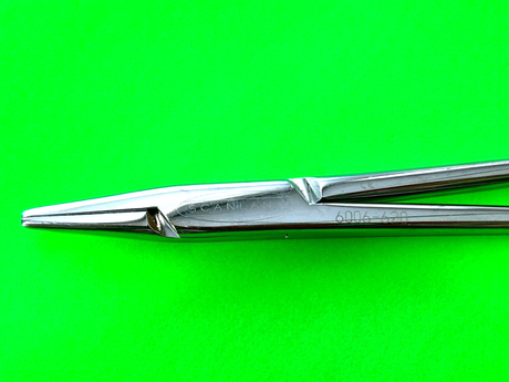 Scanlan Surgical 6006-620 Needle Holder Diamond Dust jaws, 8-1/8"