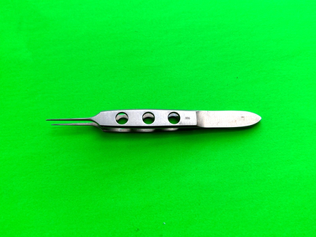 Miltex Surgical PM-4792 Bishop-Harmon Iris Tissue Forceps 4", 1 x 2 Teeth