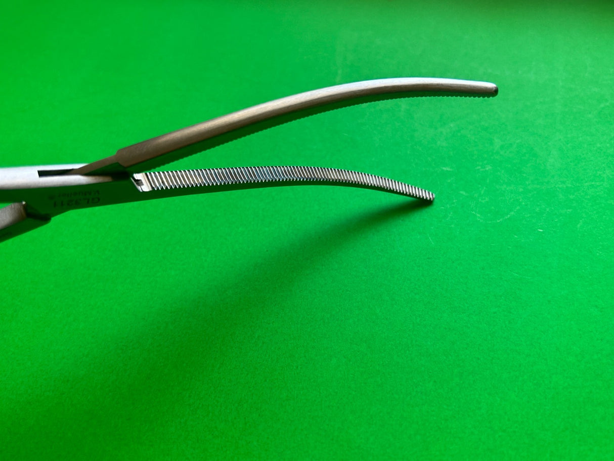 V. Mueller GL3211 Rochester-Pean Hysterectomy Forceps, 10"