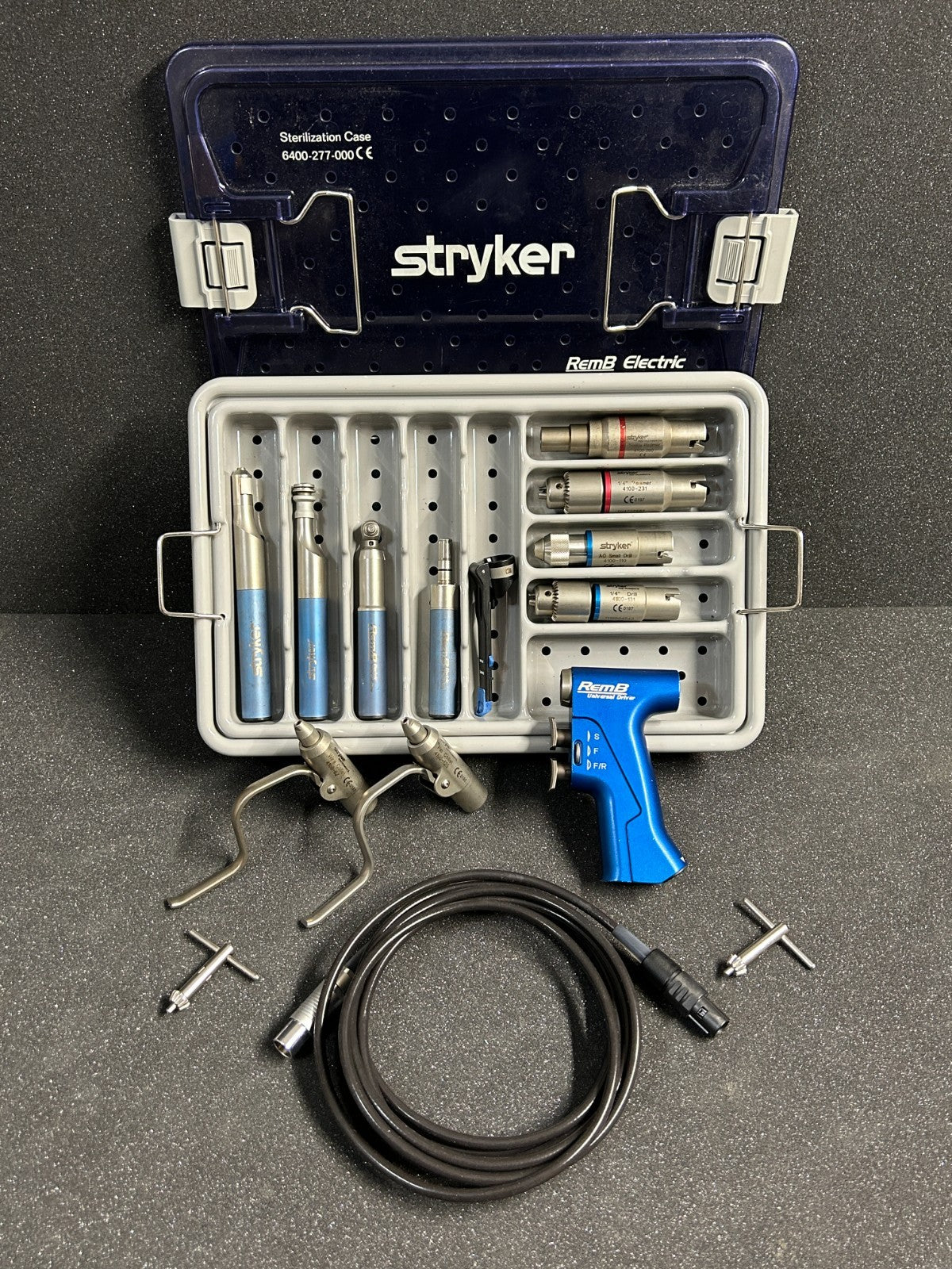 Stryker RemB Univeral Driver 15 Piece Electric Orthopedic Set Tested Video.
