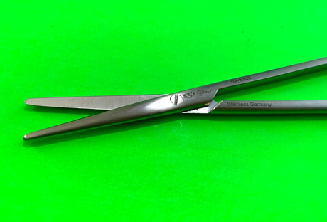 SSI Ultra Surgical 04-3223 Nelson Metzenbaum Dissecting Scissors