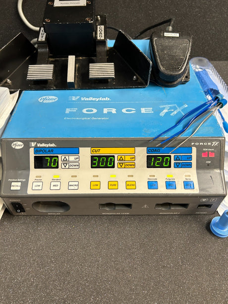 Medtronic/Covidien Valleylab Force FX ESU w/ Footswitches and FREE Extras TESTED