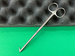 Codman Surgical 130° Lawrie Modified Circumflex Scissors