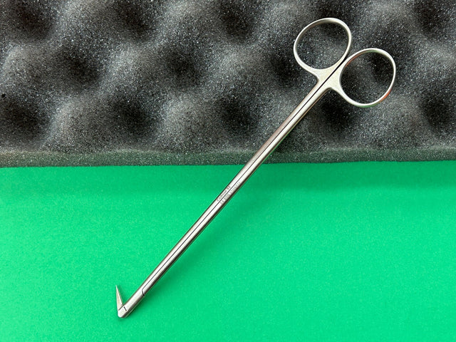 Codman Surgical 130° Lawrie Modified Circumflex Scissors