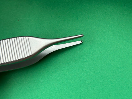 Aesculap Surgical 4-3/4" Tissue Forceps, 1 x 2 Teeth