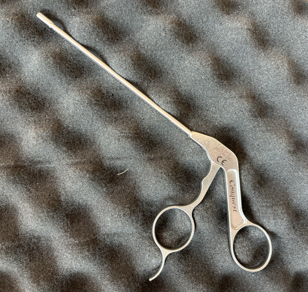 Stryker 300-034-390 Conquest Arthroscopic 4.0mm Soft Tissue Grasper