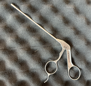 Stryker 300-034-390 Conquest Arthroscopic 4.0mm Soft Tissue Grasper
