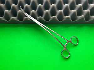 Codman 37-1201 Satinsky Vena Cava Clamp Angled