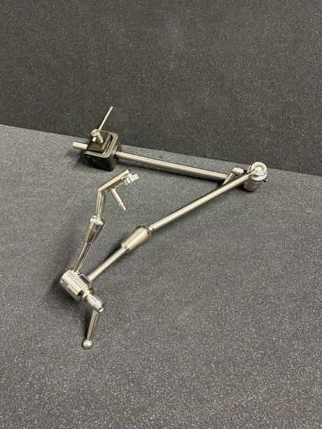 Medtronic 9561524 Table Mounted Retractor Arm with 9561523 Automated Rail Clamp