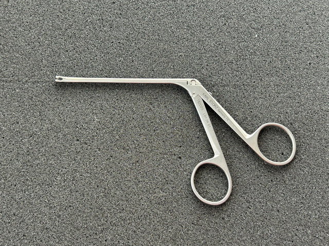 Karl Storz 162020 HARTMANN Ear Forceps,  2 mm, 8 cm