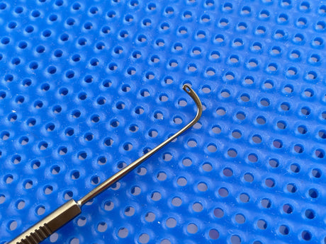 Karl STORZ E4991 Gass Retinal Detachment Hook, 1.5mm oval hole, 5.6"