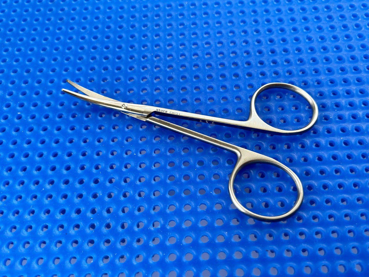 Karl STORZ Surgical  E3572 Strabismus Scissors Curved Strong, 4.2"