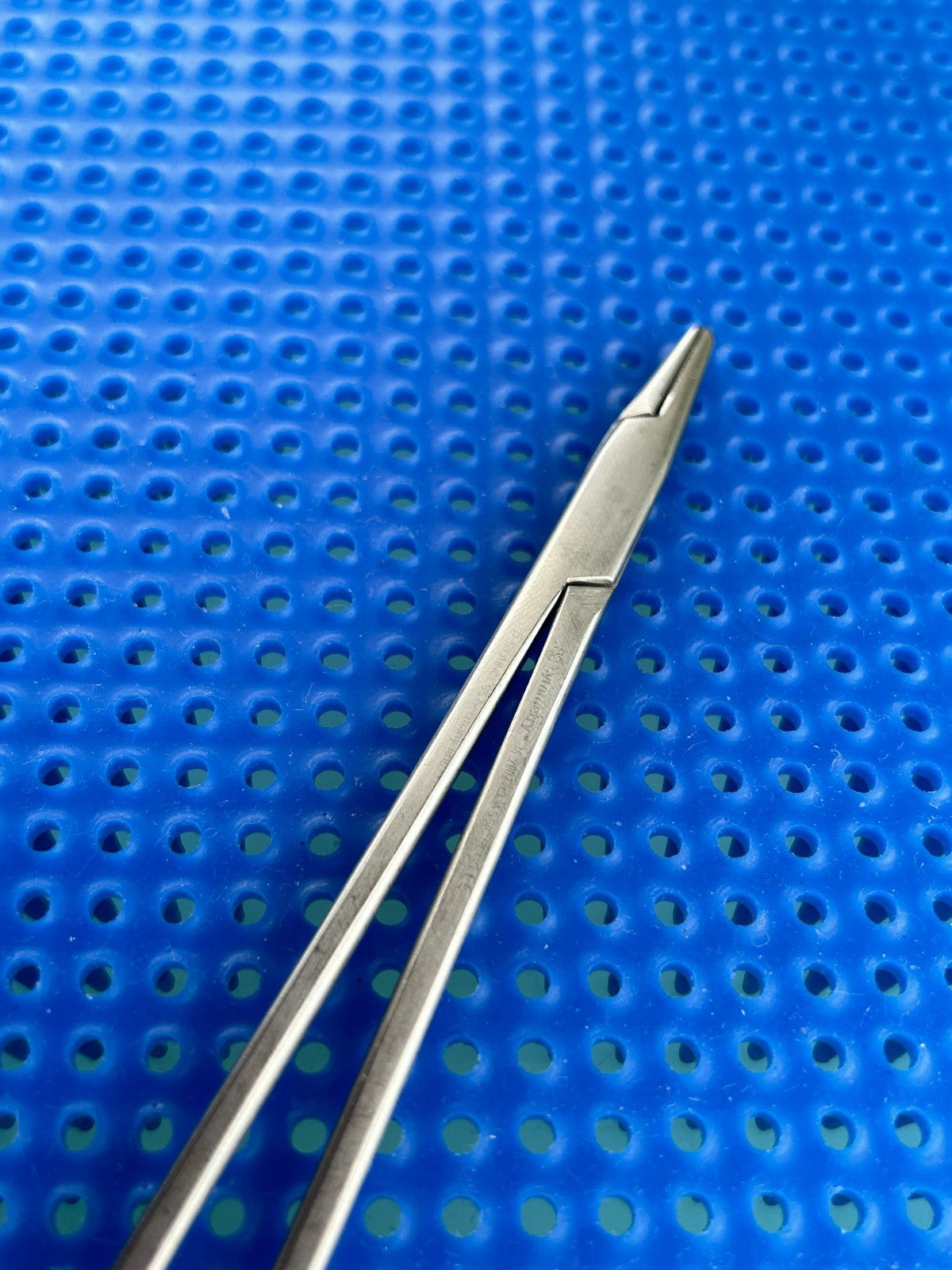 Symmetry Surgical 36-2002 Classic Plus Needle Holder; Crile-Wood; 8 in, TC