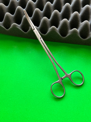 V. Mueller GL3120 Heaney Ballentine Hysterectomy Forceps, 8-1/4 Inch