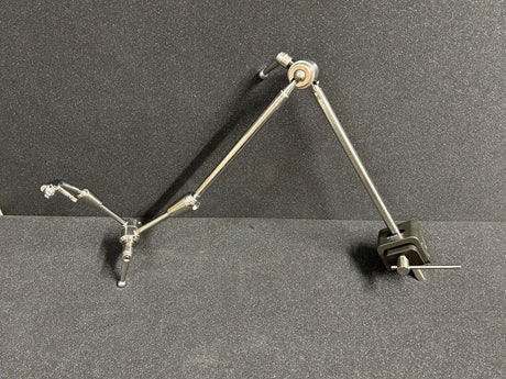 Medtronic 9561524 Table Mounted Retractor Arm with 9561523 Automated Rail Clamp