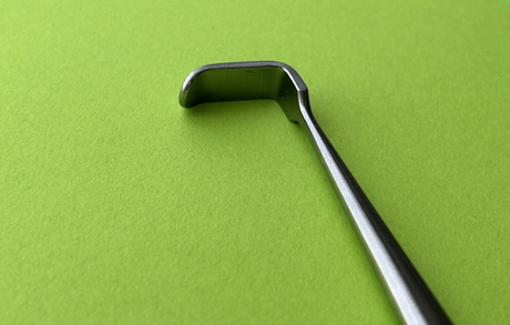 Symmetry Surgical Senn Retractor, Sharp