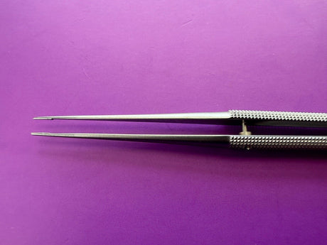 SNOWDEN-PENCER™ Micro Diamond-Jaw Forceps 5590 Straight. Overall length 7in