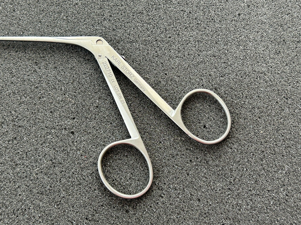 Karl Storz 222710 Scissors, curved to right, 7.5 cm