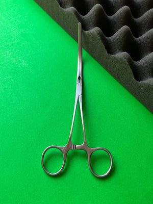 Pilling 35-3545 DeBakey Curved Clamp 7"