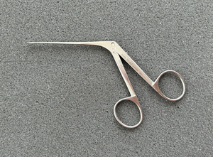 Karl Storz 222720 Scissors, curved to left, 7.5 cm