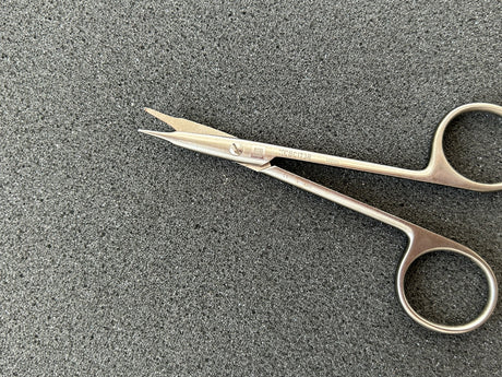 Aesculap BC173R Stevens Tenotomy Scissors, Curved, Blunt, 4.25"