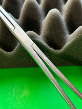 Codman 34-6030 Sponge Holding Forceps Straight 6.25”