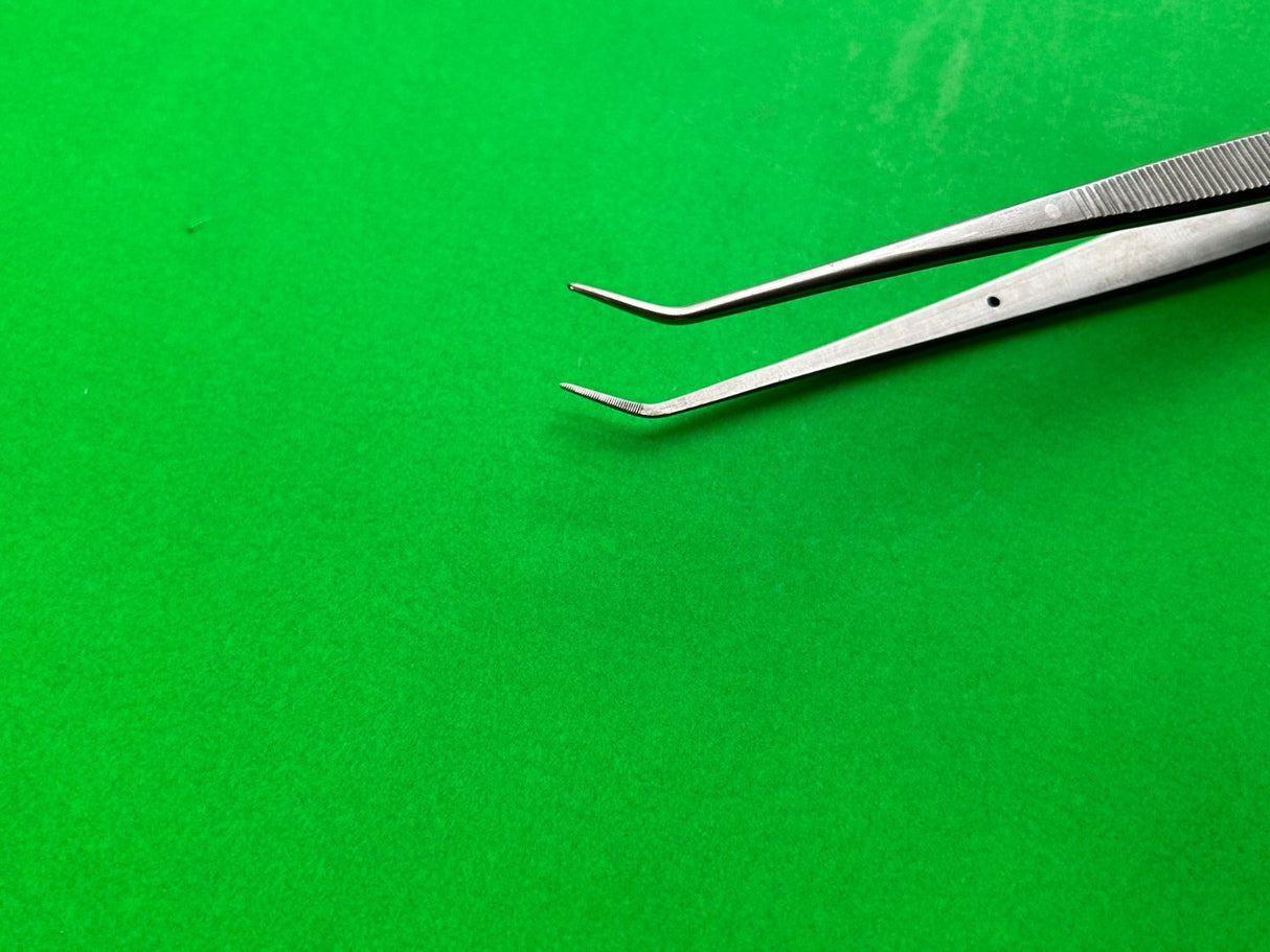 Aesculap BD257 Delicate Forceps, Angled, Serrated Tip, 7-7/8"