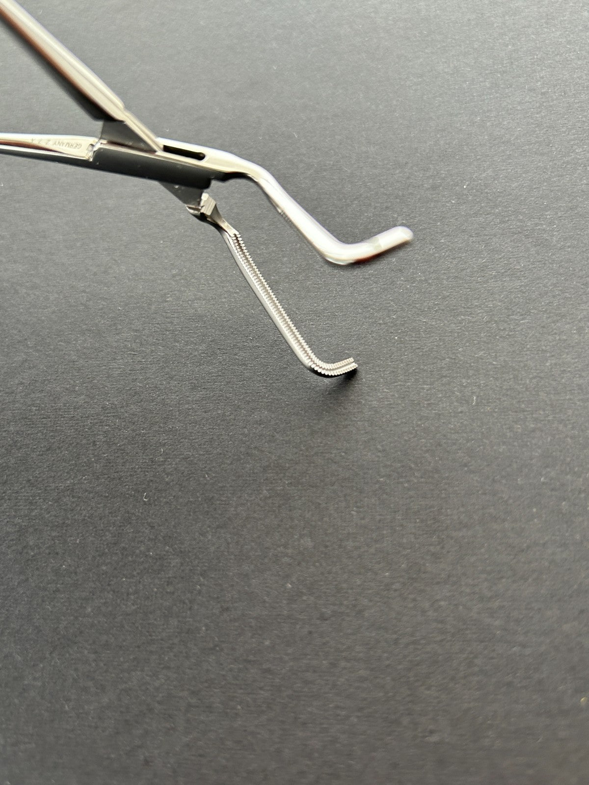 Scanlan 2002-250 Kitzmiller Clamp Right Angle 5-1/4" Atraumatic Kaw