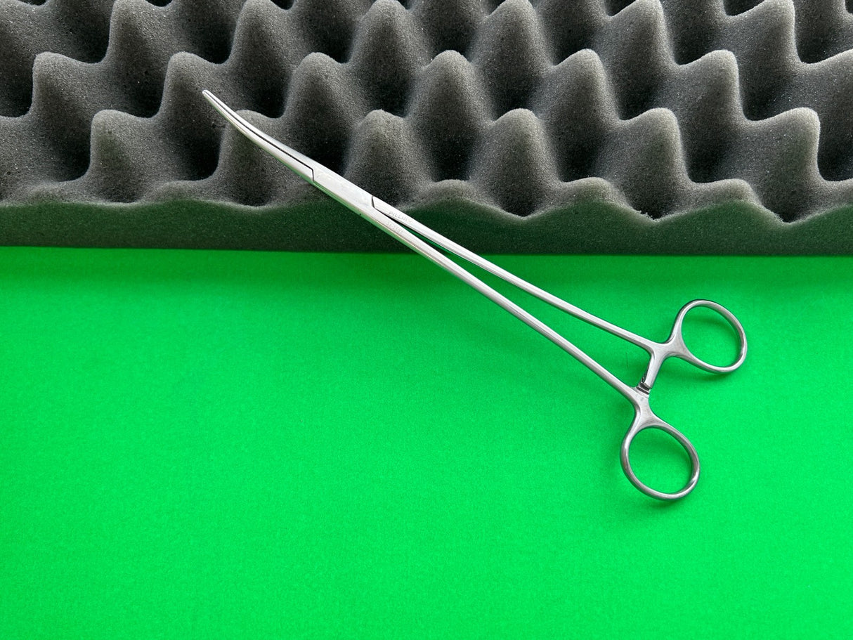 Pilling 34-2587 Artery Forceps, 2mm tip width, 8 1/2"
