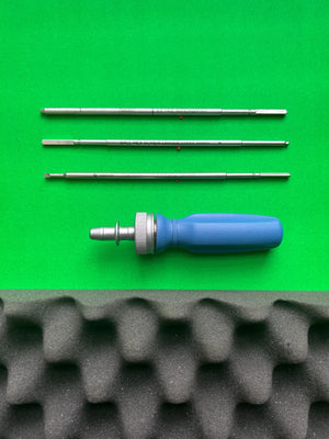 Medtronic Ratcheting handle with 3 attachments