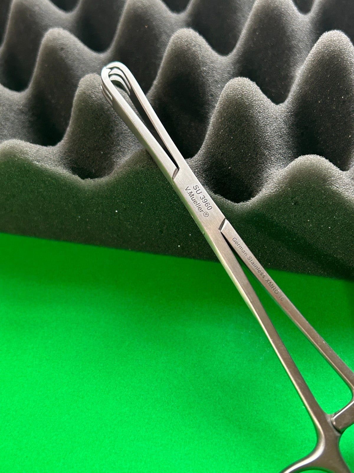 V. Mueller SU3960 Lahey Goiter Vulsellum Forceps, 3x3, 6”