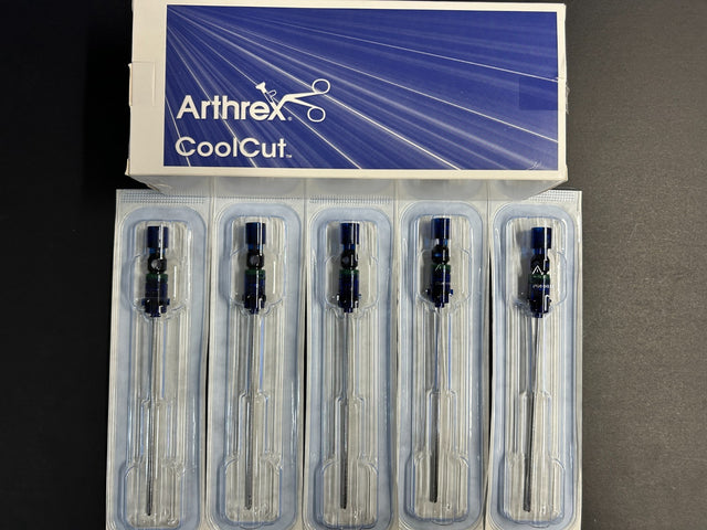 Arthrex Shaver Blades SabreTooth, 3.5 mm x 13 cm IN DATE