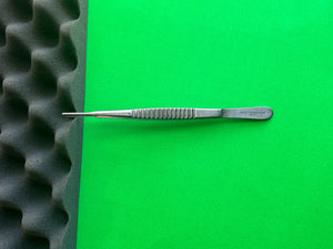 Jarit 320-101 DeBakey Cardio-Grip Tissue Forceps, 7-3/4"