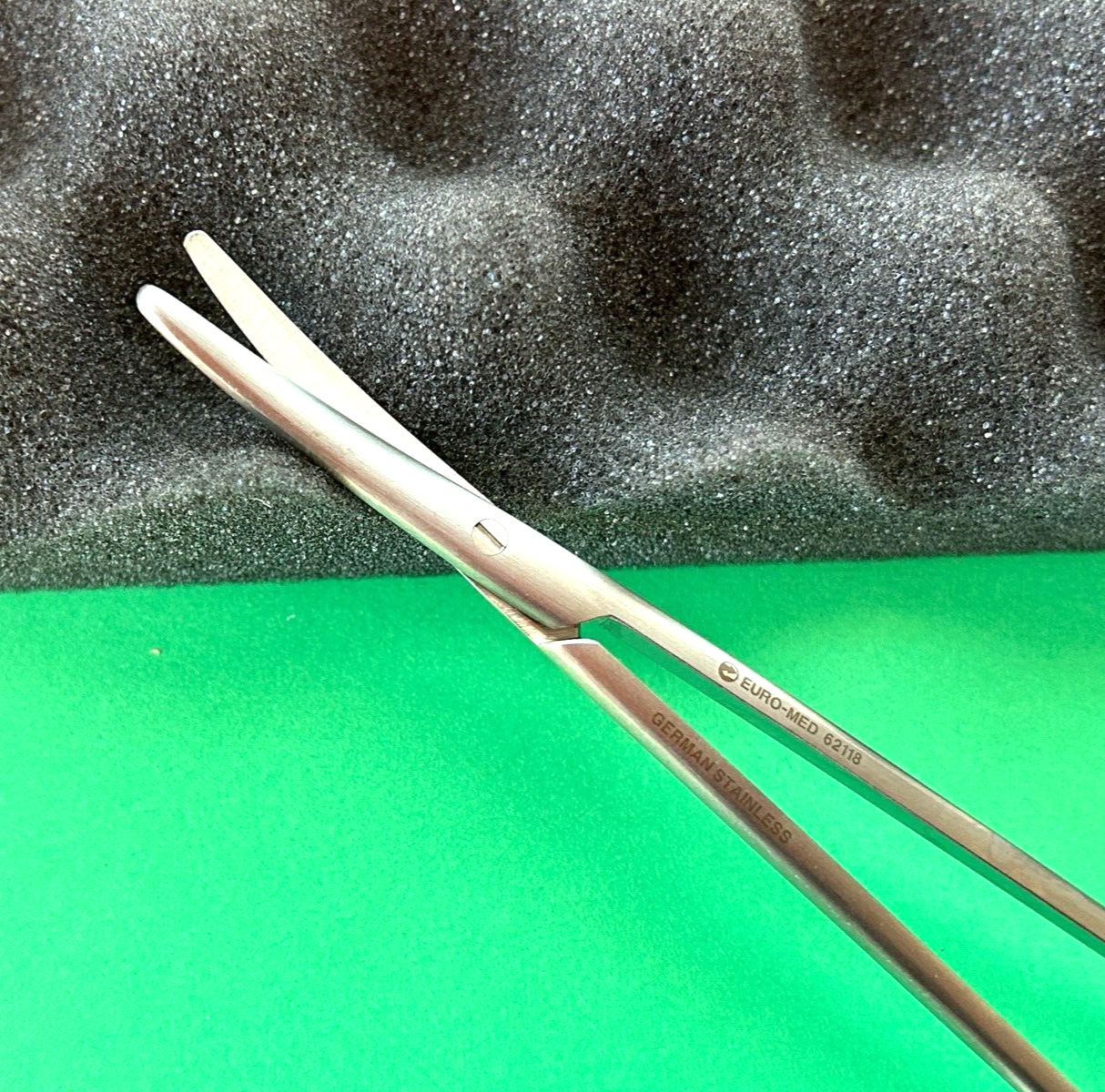Euro-Med Surgical 7" Metzenbaum Scissors, Curved