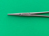 Aesculap Surgical Hemostatic Clamp, Straight 1x2 Teeth, 5-1/2", Serrated