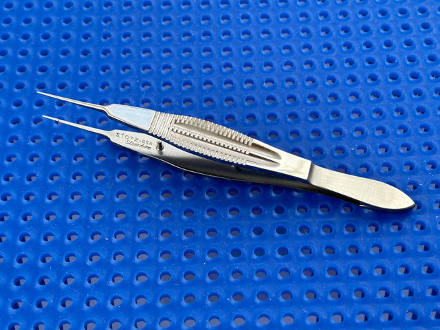 Karl STORZ Surgical E1796 Castroviejo Suturing Forceps 0.12mm, 4.2"