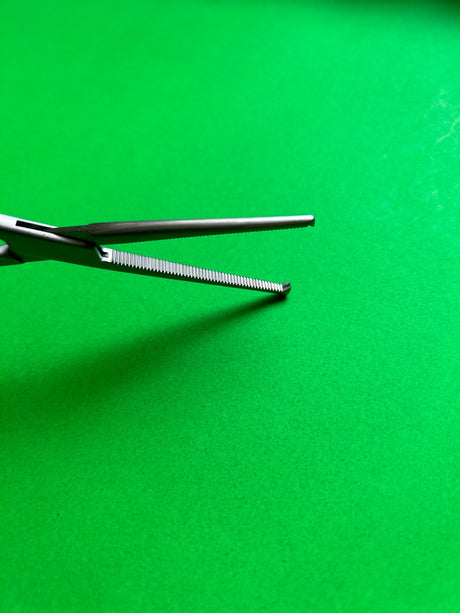 Codman 34-4120 Rochester Ochsner Classic Forceps - 1x2 Teeth