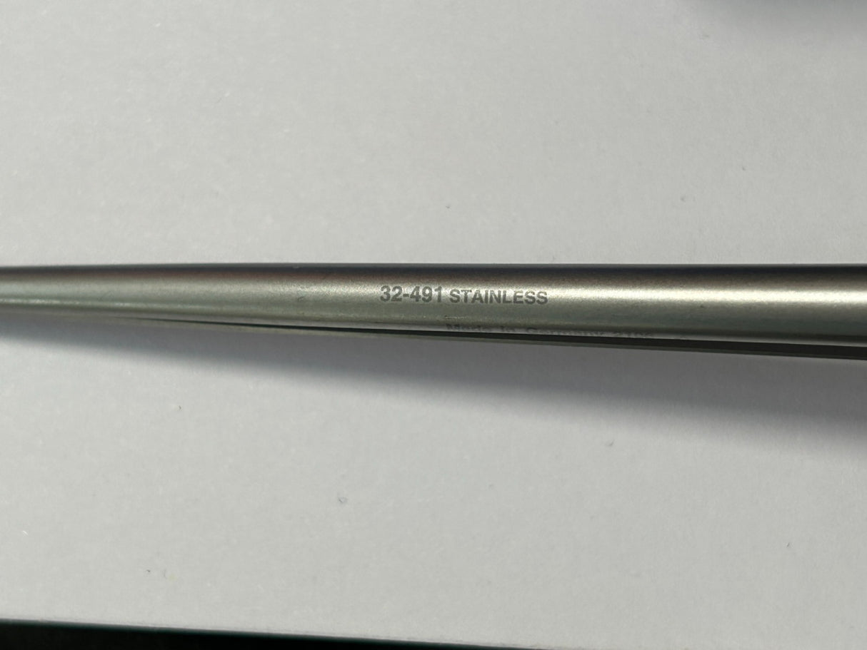 Symmetry 32-491 Jacobson Needle Holder, Straight, TC, w/Lock, 9"