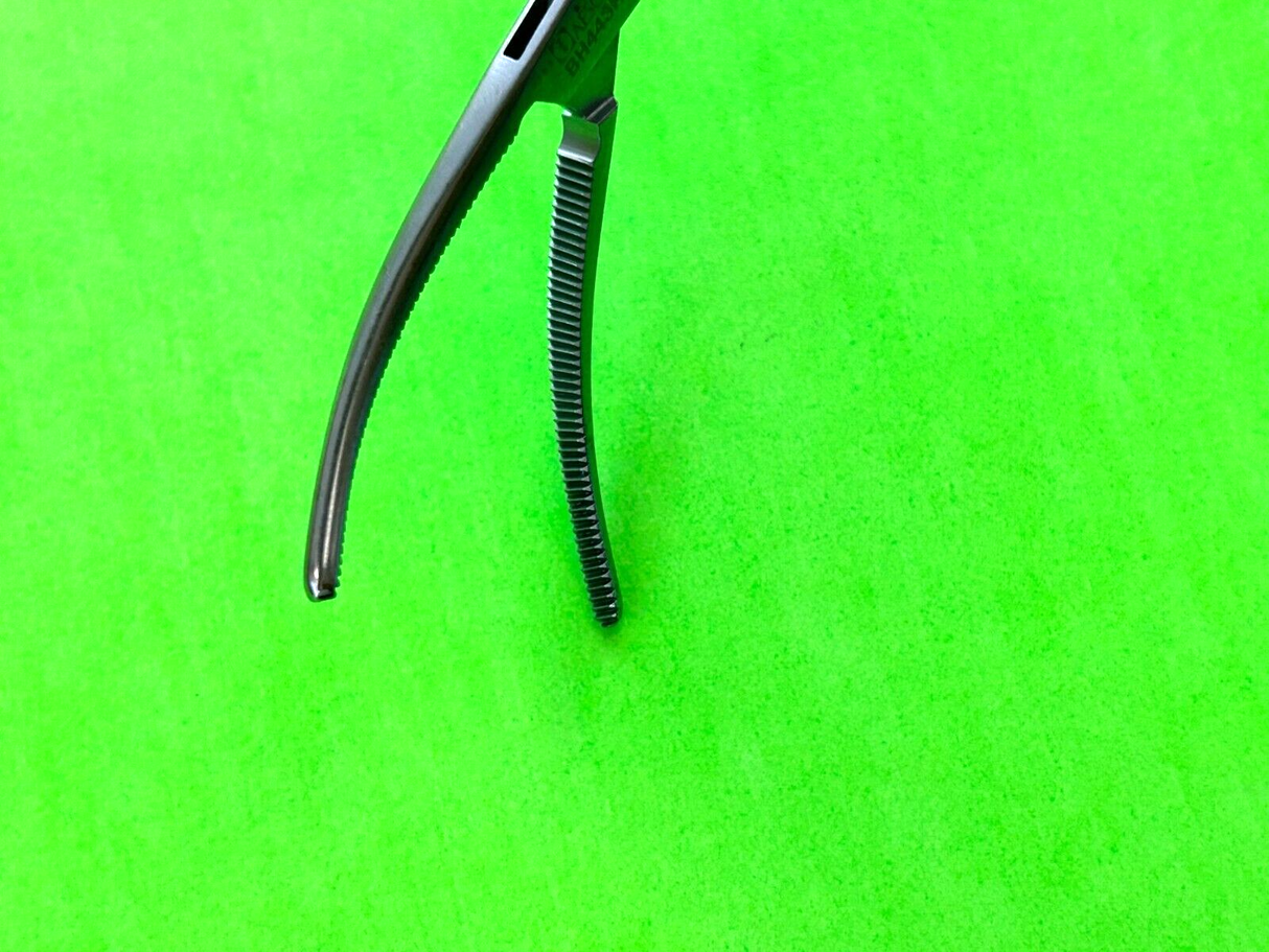 Aesculap Surgical 6-1/4" Rochester Pean Curved Artery Forceps