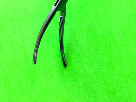 Aesculap Surgical 6-1/4" Rochester Pean Curved Artery Forceps