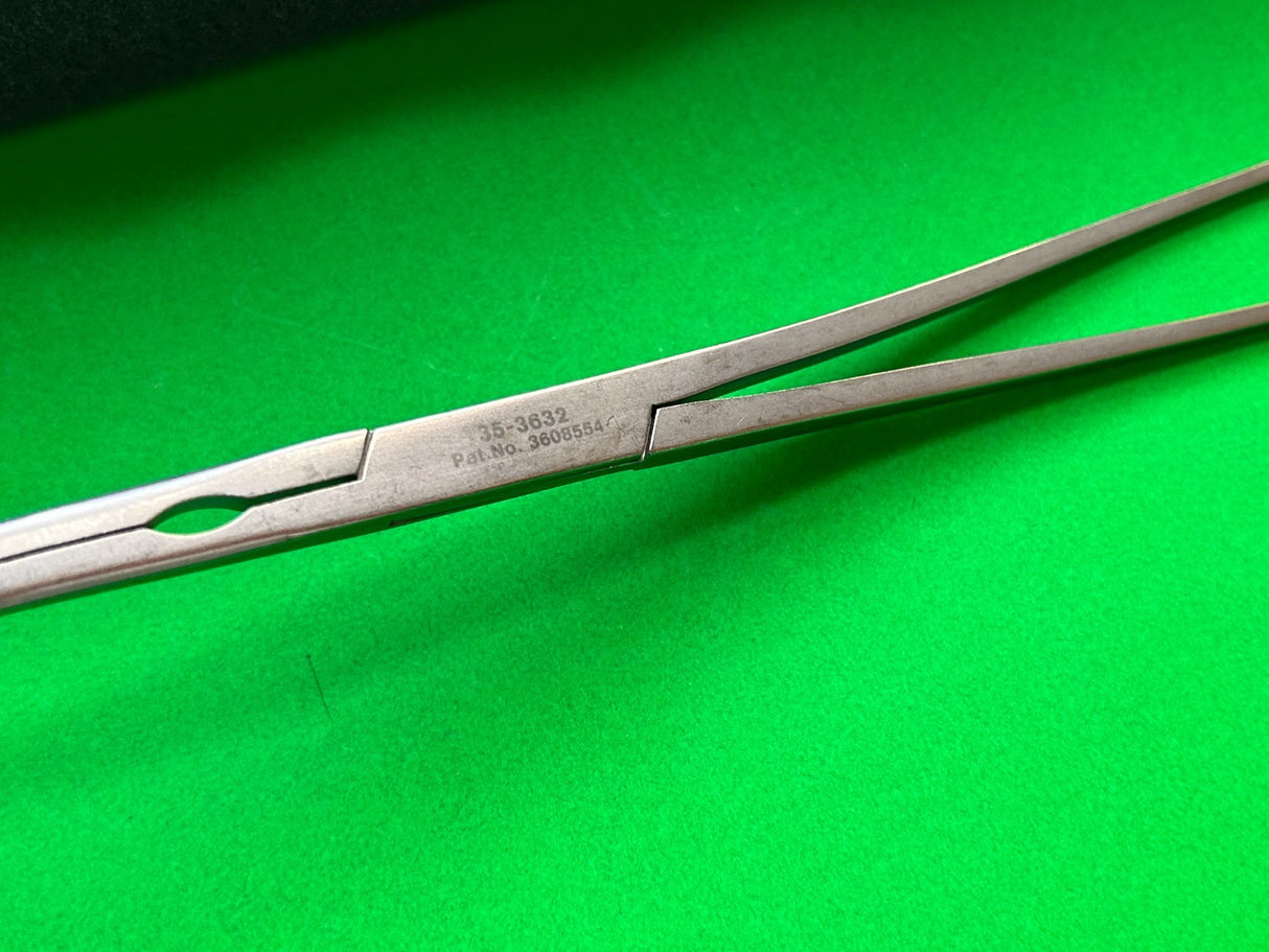 Pilling 35-3632 DeBakey Clamp Forceps 10½"